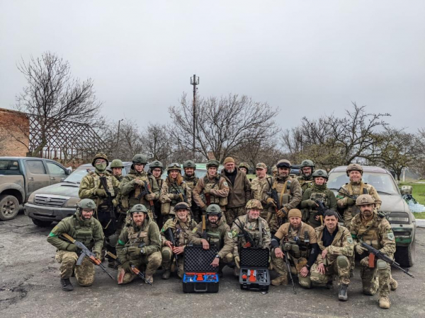 703BA7E2 58D6 4E60 9FFA 7344C5CE5DD3