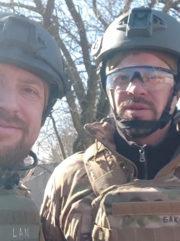 80B0D331 D781 40C2 A8D5 D1CAFC51FF52